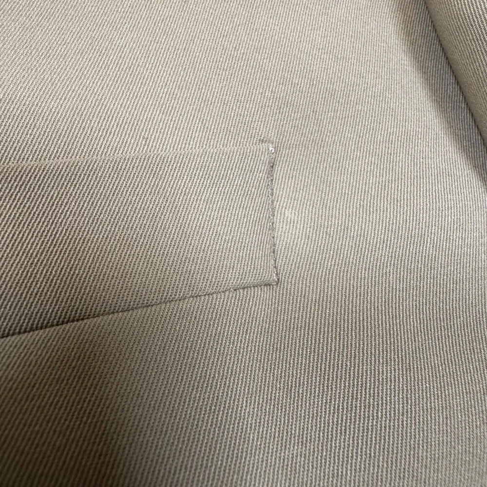LL Bean Traveler Microfiber Blazer Mens 45R Tan Khaki 2 Button Sport Coat - Picture 12 of 14